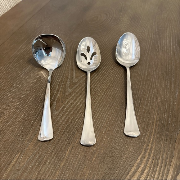 Oneida DISTINCTION FIRESIDE 3 Pcs Serving Spoon Slotted Ladle Stainless Flatware - Picture 1 of 5